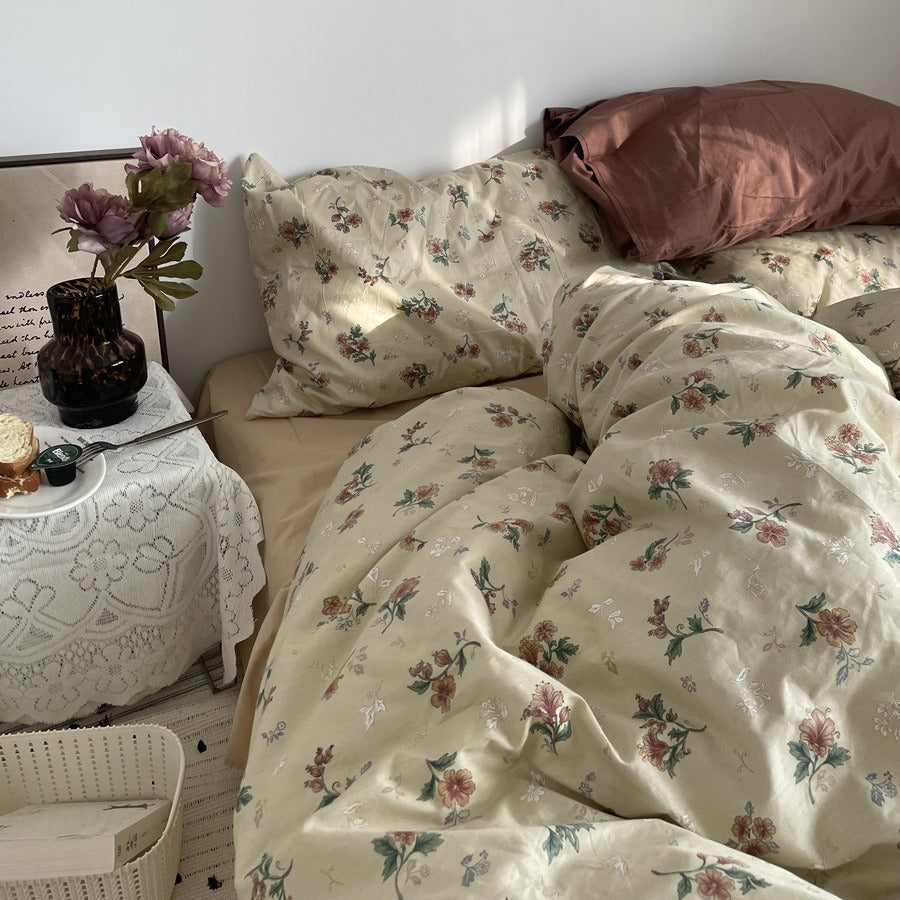 Mojoyce bedroom inspirations INS Vintage Floral Cotton Cotton Bedding Four-Piece Bed Sheet Quilt Cover Quilt Cover Bed Cover Three-Piece Set