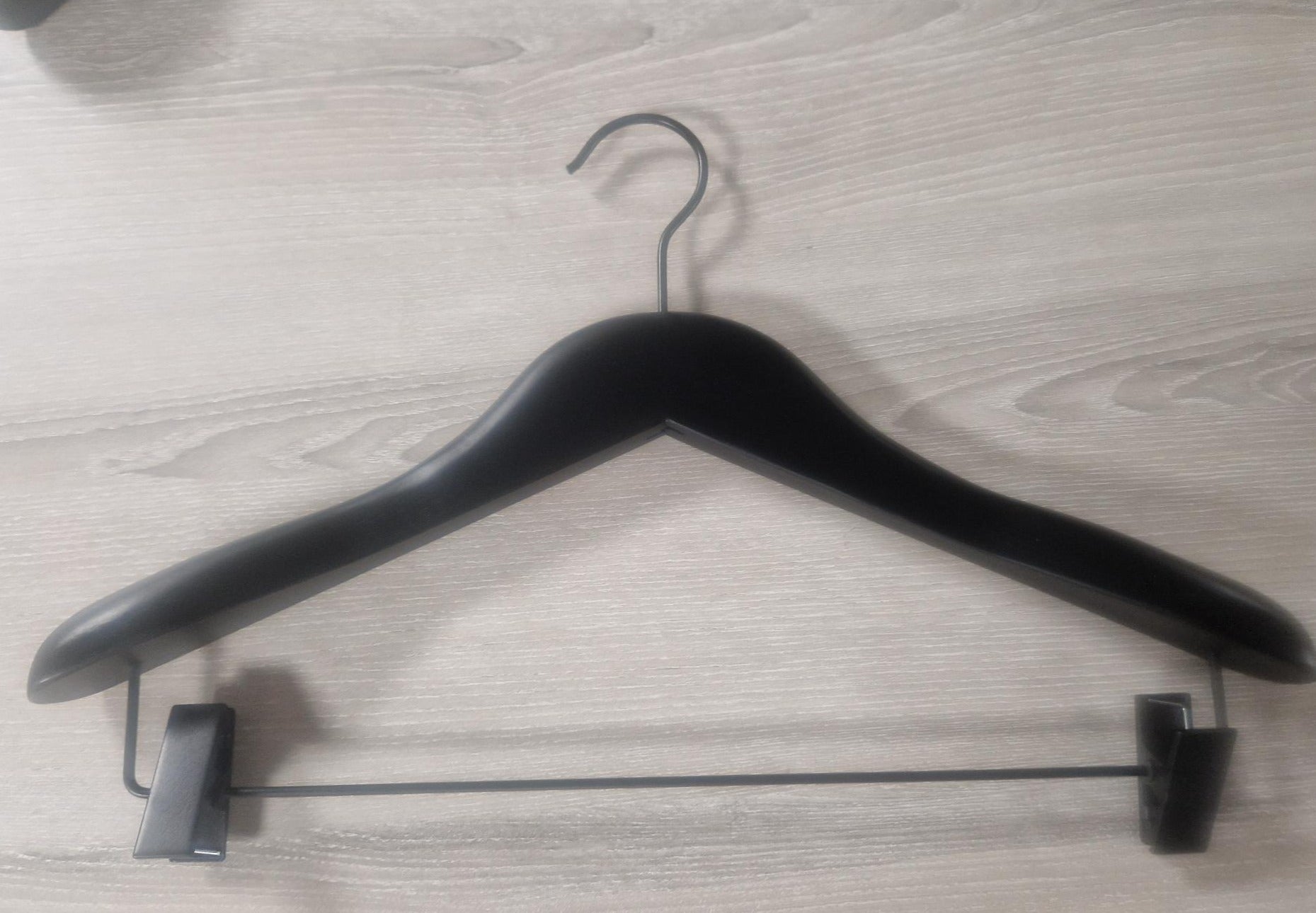 Wooden Jacket Black With Clips (Black Hook) 39cm